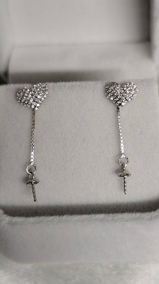 Heart earring with removable pearl dangle