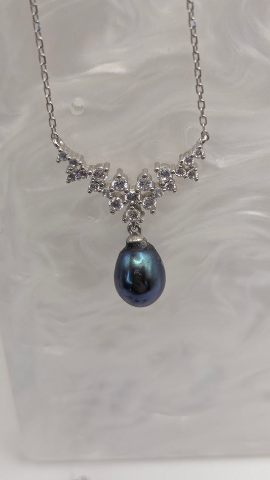 3 tier Showstopper with peacock pearl