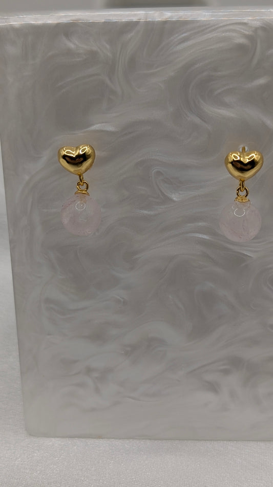 Gold heart dangle earrings with pink quartz gem balls