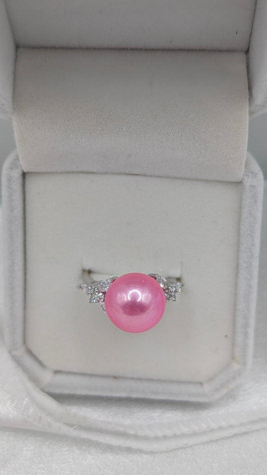 Bubblegum pink Diana Edison ring