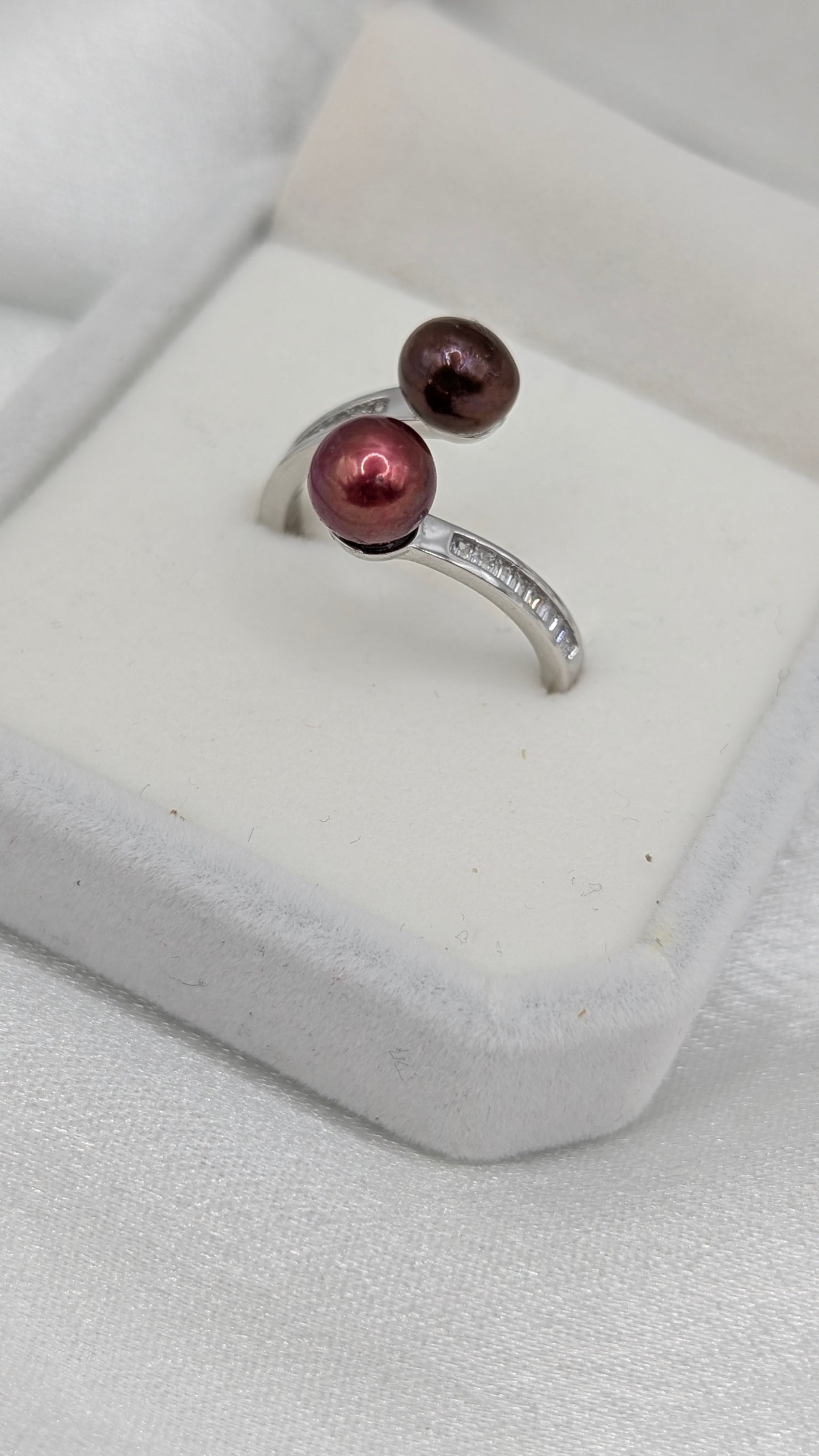 Black cherry and chocolate double pearl irng