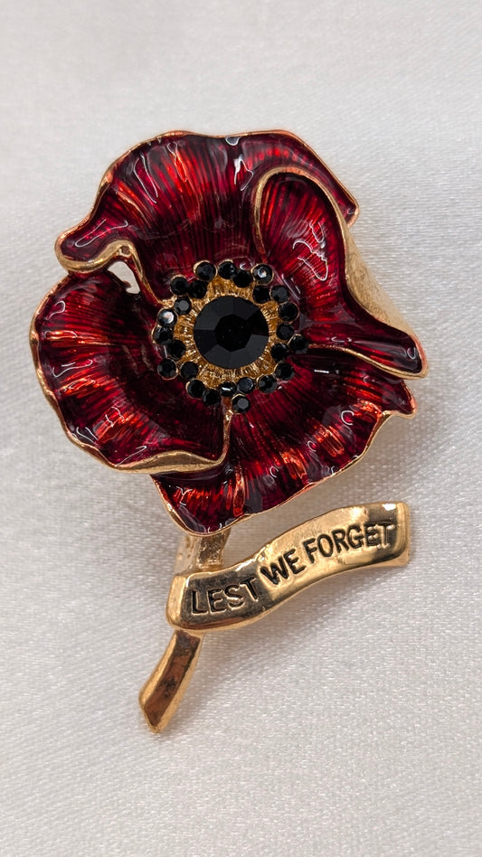 Lest we forget Red and gold poppy pin