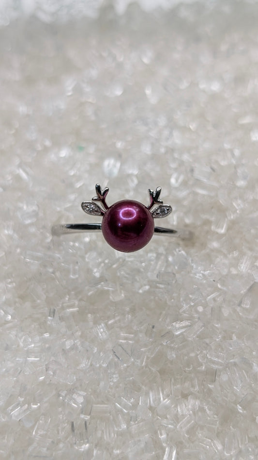 Reindeer adjustable ring