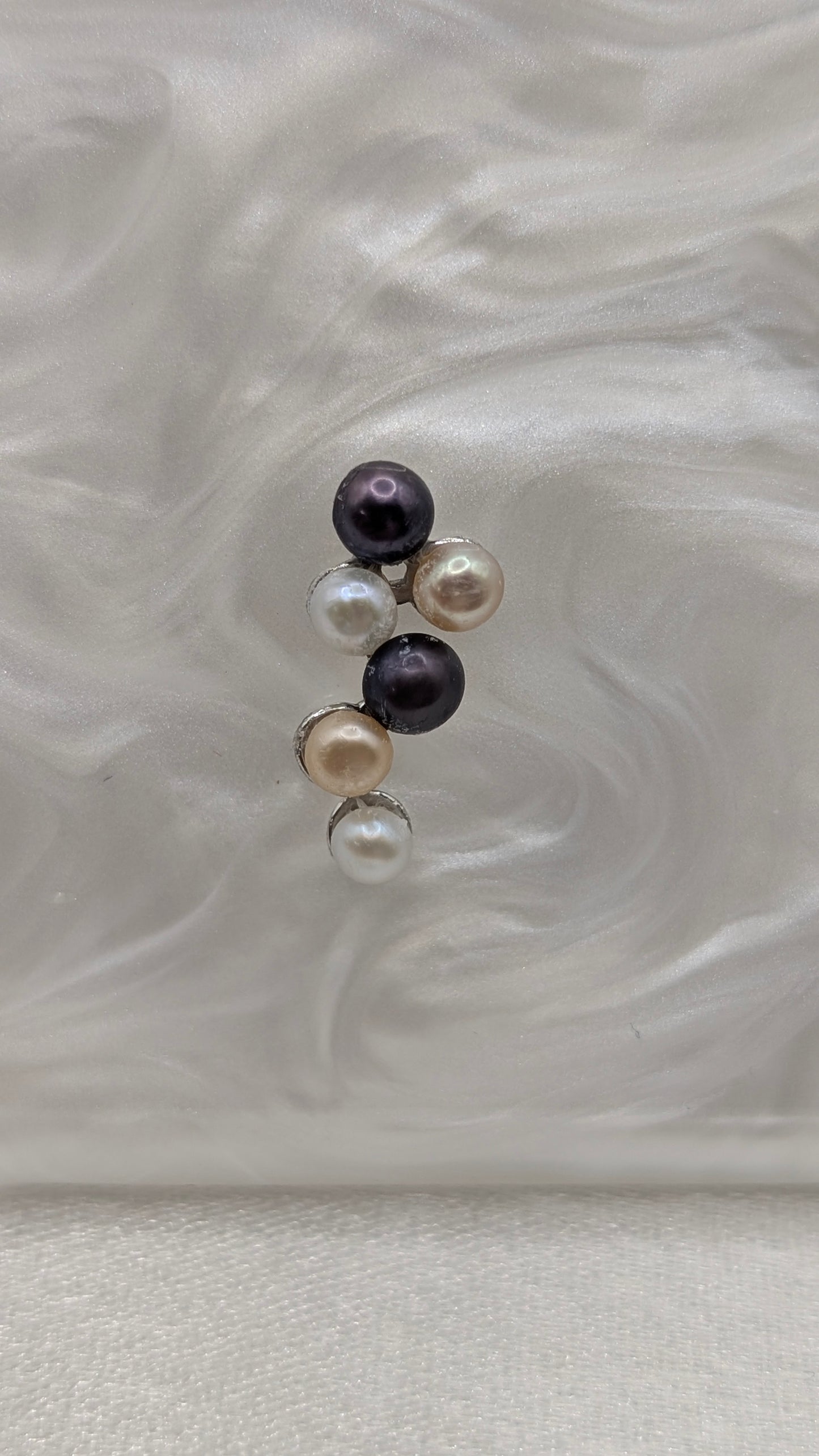 Baby pearls classic earrings