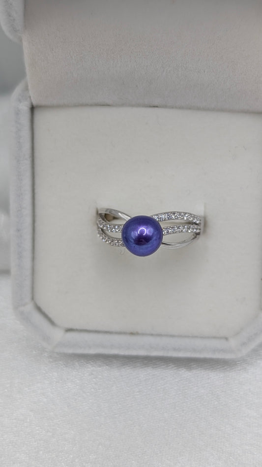 Metallic purple pearl triple band ring